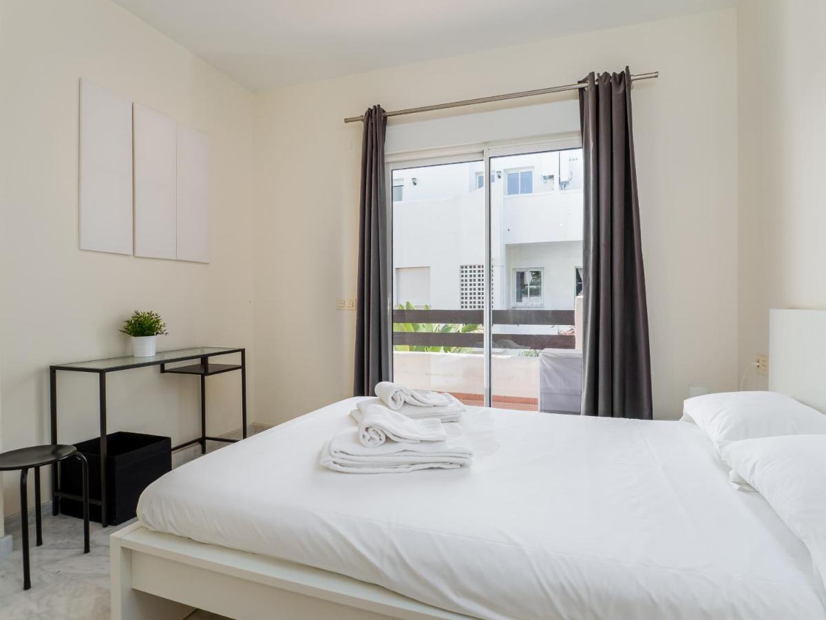 2051-New 3 Bedrooms On Golf Estepona Exterior photo